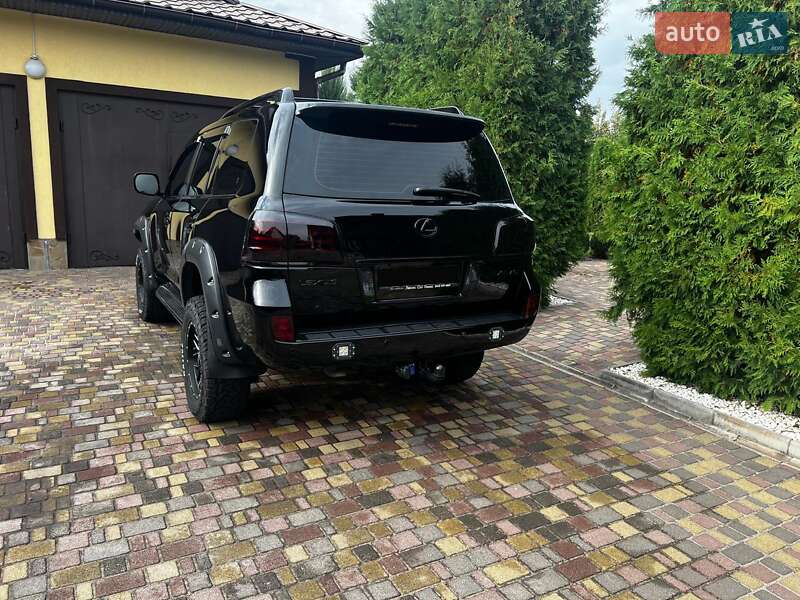 Позашляховик / Кросовер Lexus LX 2008 в Харкові