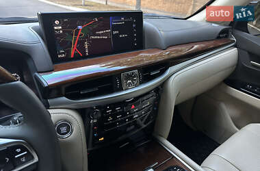 Внедорожник / Кроссовер Lexus LX 2018 в 