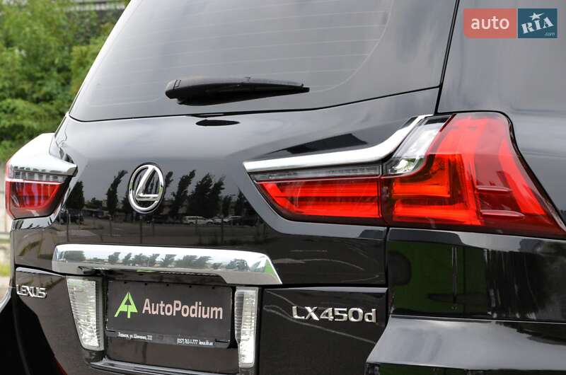 Внедорожник / Кроссовер Lexus LX 2016 в Киеве
