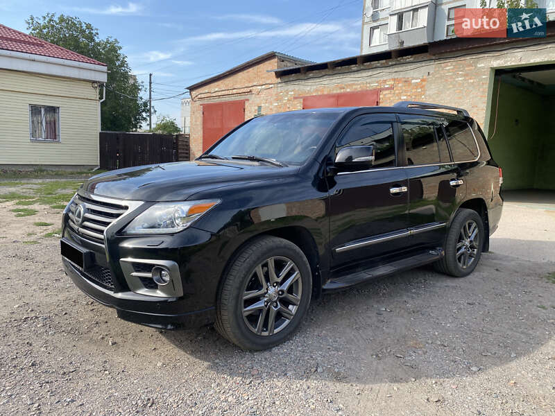 Lexus LX 2014