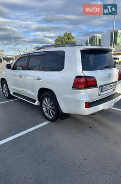 Внедорожник / Кроссовер Lexus LX 2011 в 