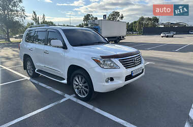 Внедорожник / Кроссовер Lexus LX 2011 в 