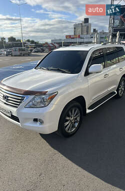 Внедорожник / Кроссовер Lexus LX 2011 в 