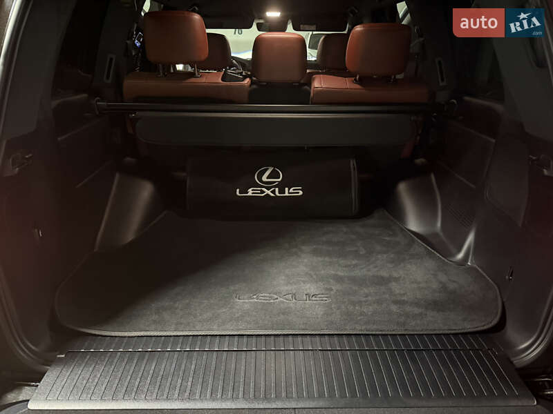 Внедорожник / Кроссовер Lexus LX 2021 в Черновцах