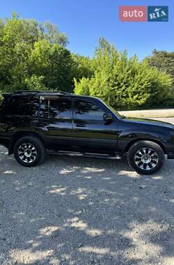 Внедорожник / Кроссовер Lexus LX 2005 в 