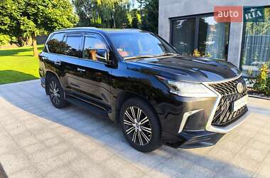 Внедорожник / Кроссовер Lexus LX 2019 в 