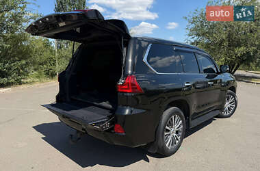 Внедорожник / Кроссовер Lexus LX 2017 в 
