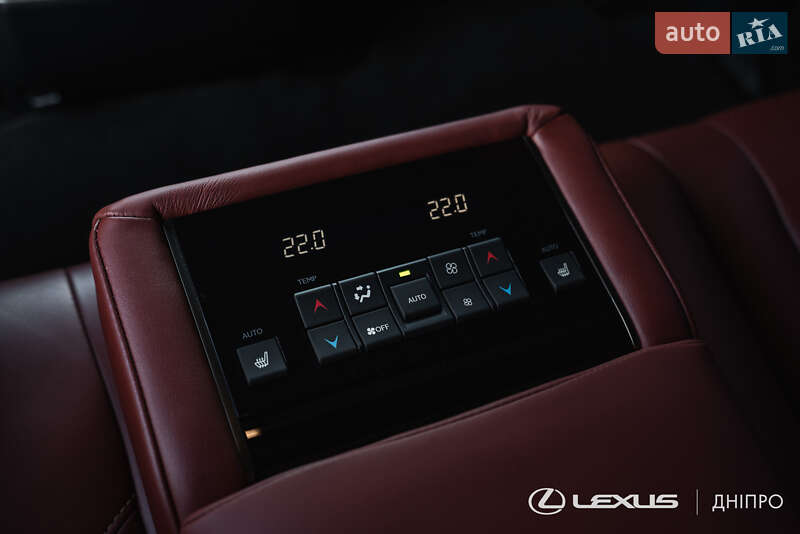 Внедорожник / Кроссовер Lexus LX 2019 в Днепре