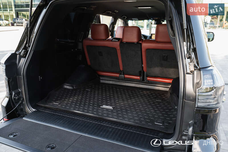 Внедорожник / Кроссовер Lexus LX 2019 в Днепре