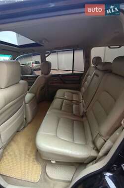 Внедорожник / Кроссовер Lexus LX 2006 в 