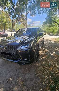 Внедорожник / Кроссовер Lexus LX 2016 в 