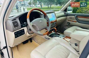 Внедорожник / Кроссовер Lexus LX 2007 в 