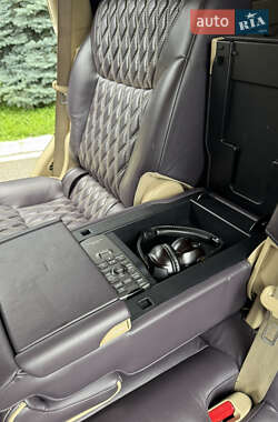 Внедорожник / Кроссовер Lexus LX 2009 в 