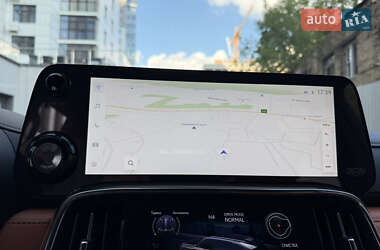 Внедорожник / Кроссовер Lexus LX 2022 в 