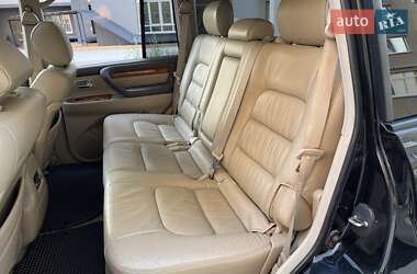 Внедорожник / Кроссовер Lexus LX 2005 в 