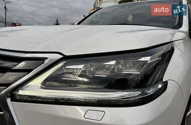 Внедорожник / Кроссовер Lexus LX 2017 в 