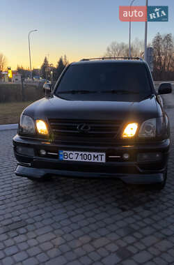 Внедорожник / Кроссовер Lexus LX 2004 в 