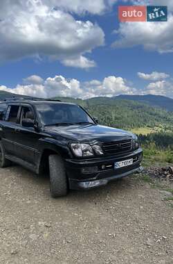 Внедорожник / Кроссовер Lexus LX 2004 в 