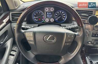 Внедорожник / Кроссовер Lexus LX 2010 в 