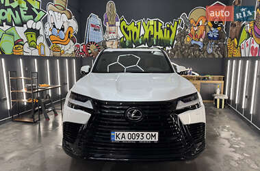 Внедорожник / Кроссовер Lexus LX 2022 в 