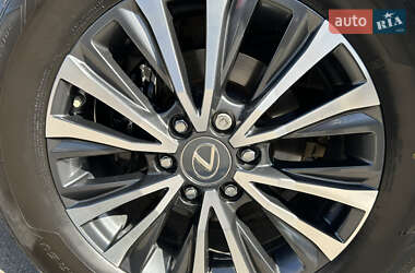 Внедорожник / Кроссовер Lexus LX 2022 в 