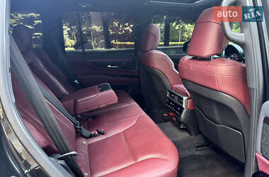 Внедорожник / Кроссовер Lexus LX 2024 в 