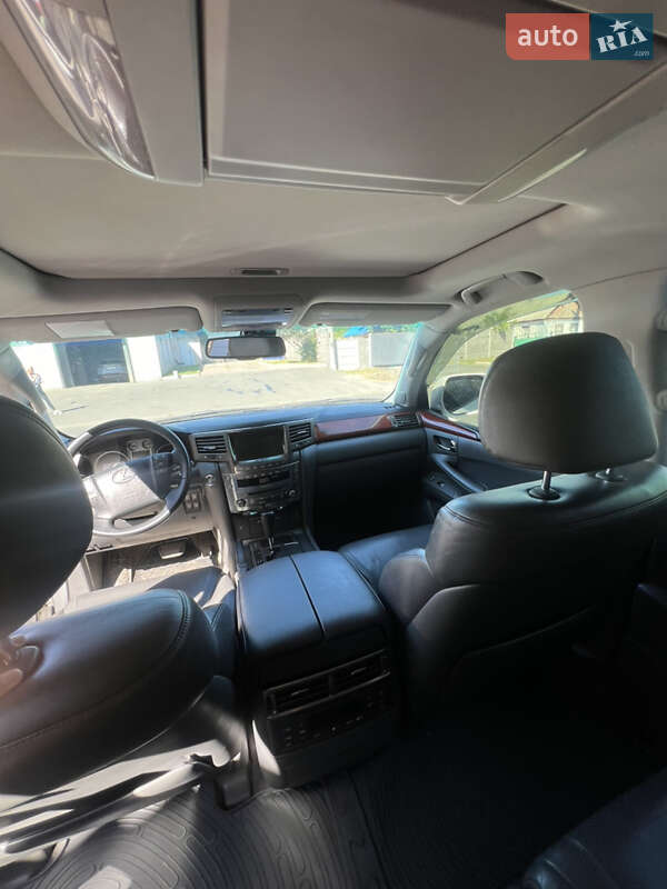 Позашляховик / Кросовер Lexus LX 2008 в Олександрії