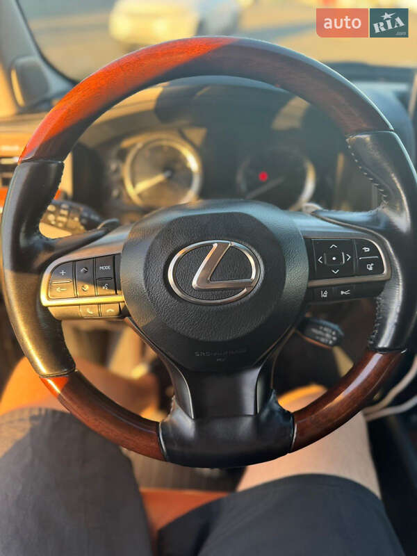 Внедорожник / Кроссовер Lexus LX 2017 в Киеве фото 14 Внедорожник / Кроссовер Lexus LX 2017 в Киеве