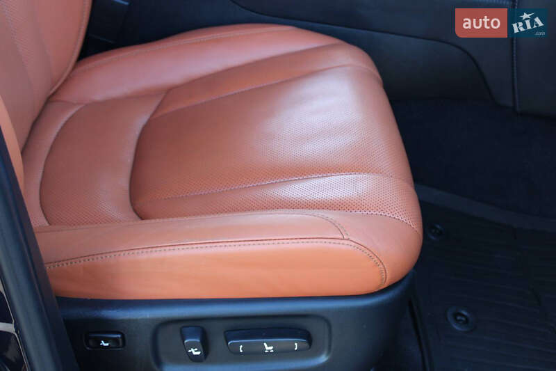 Внедорожник / Кроссовер Lexus LX 2017 в Киеве фото 18 Внедорожник / Кроссовер Lexus LX 2017 в Киеве