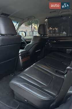 Внедорожник / Кроссовер Lexus LX 2015 в 