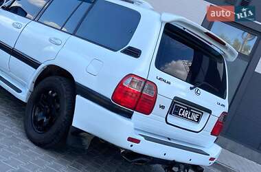 Позашляховик / Кросовер Lexus LX 2000 в 