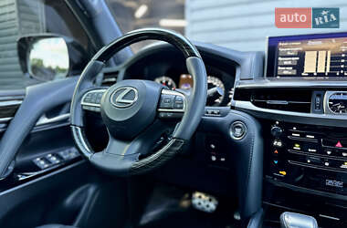 Внедорожник / Кроссовер Lexus LX 2019 в 