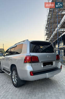 Позашляховик / Кросовер Lexus LX 2008 в 