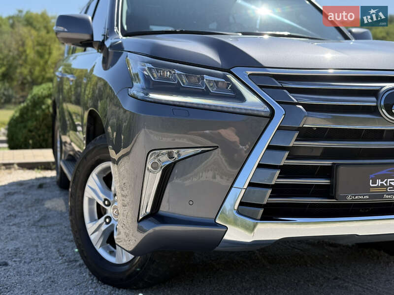 Внедорожник / Кроссовер Lexus LX 2016 в Днепре