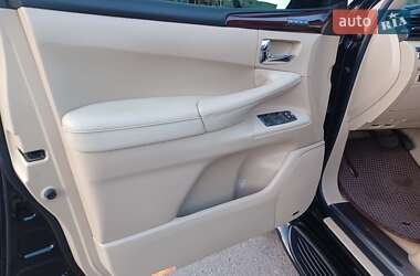 Внедорожник / Кроссовер Lexus LX 2011 в 