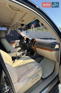 Внедорожник / Кроссовер Lexus LX 2003 в 