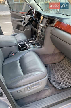 Внедорожник / Кроссовер Lexus LX 2008 в 