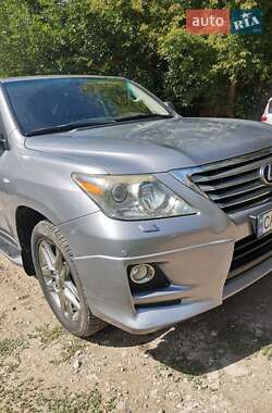 Внедорожник / Кроссовер Lexus LX 2010 в 