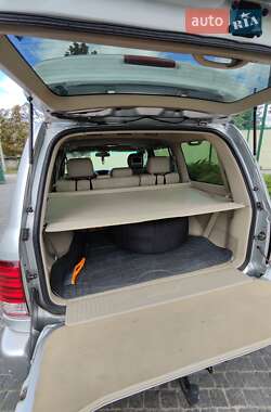 Позашляховик / Кросовер Lexus LX 2006 в 