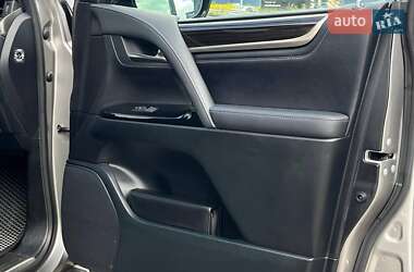 Внедорожник / Кроссовер Lexus LX 2021 в 