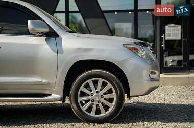 Внедорожник / Кроссовер Lexus LX 2008 в 