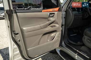 Внедорожник / Кроссовер Lexus LX 2008 в 