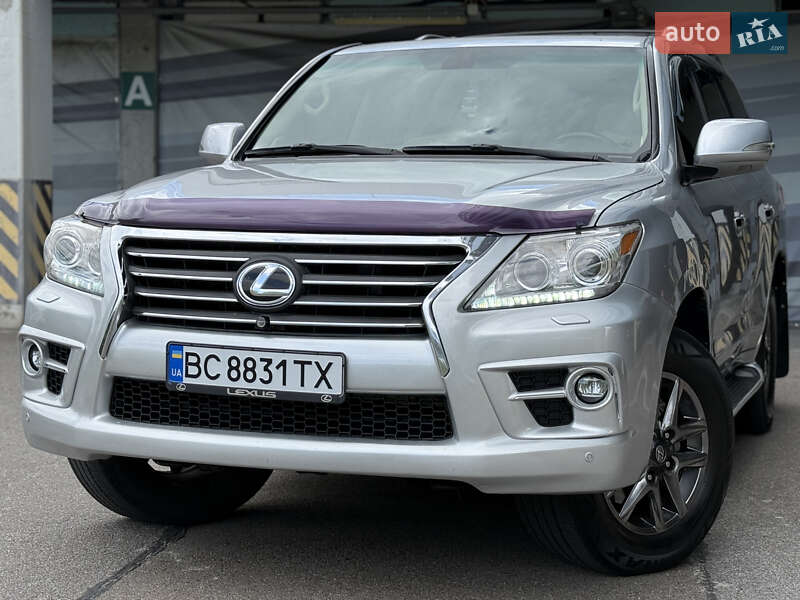 Lexus LX 2008