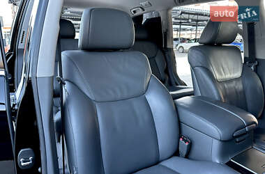 Позашляховик / Кросовер Lexus LX 2009 в 