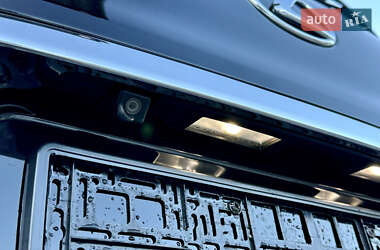 Позашляховик / Кросовер Lexus LX 2009 в 