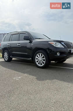 Внедорожник / Кроссовер Lexus LX 2008 в 