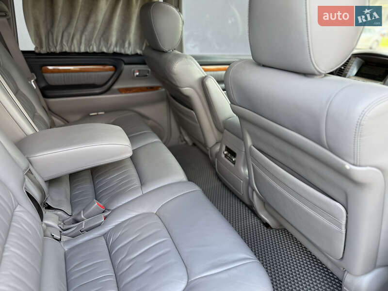 Внедорожник / Кроссовер Lexus LX 2006 в Хмельницком