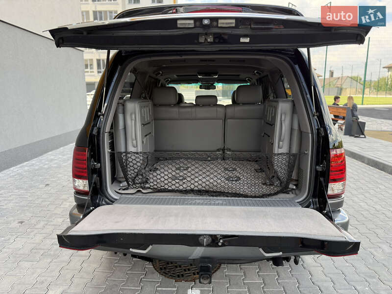 Внедорожник / Кроссовер Lexus LX 2006 в Хмельницком
