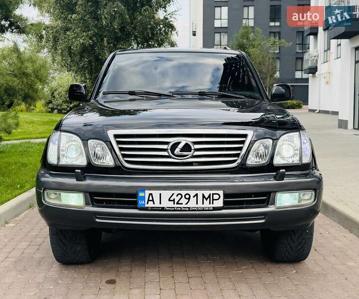 Lexus LX 2004