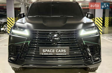 Позашляховик / Кросовер Lexus LX 2022 в 
